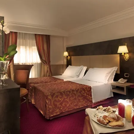 Pinewood Szálloda 4*