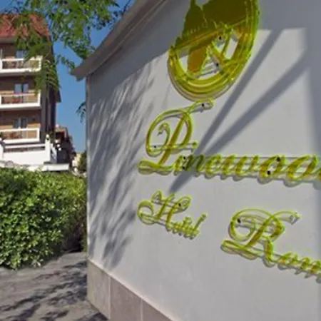 Pinewood 4* Róma