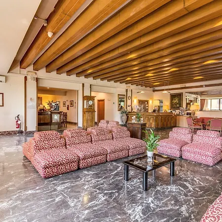 Pinewood 4* Róma