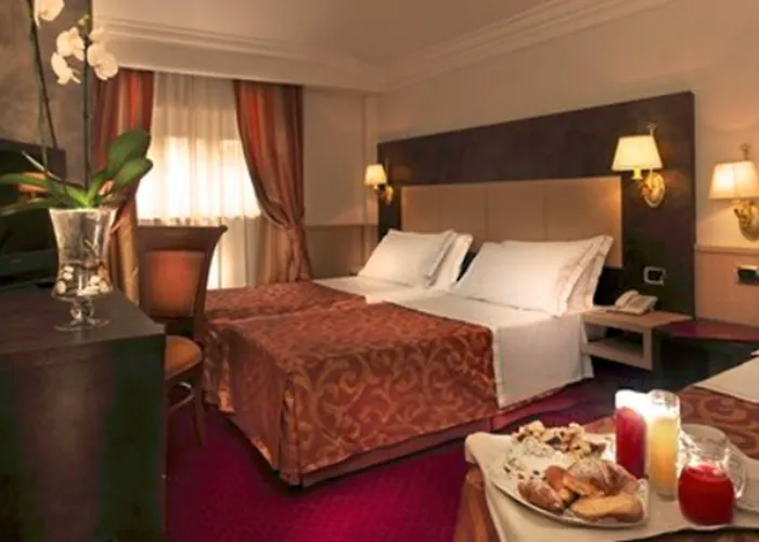 Hotel Pinewood 4*