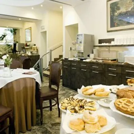 فندق باين وود 4*