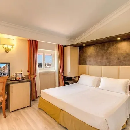 Hotel Pinewood 4*