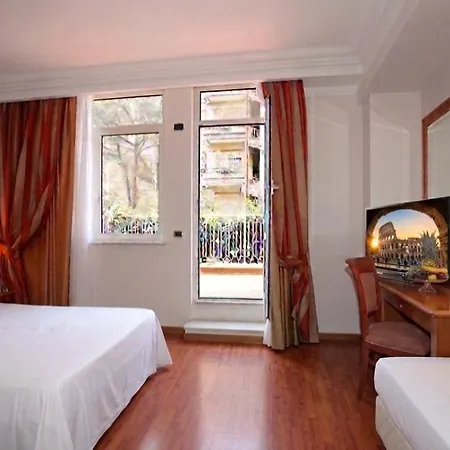 Pinewood Hotel Roma