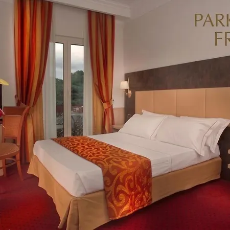 Hotel Pinewood Roma