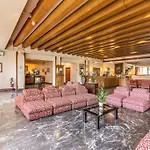 Pinewood 4* Rom