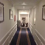 Pinewood 4*